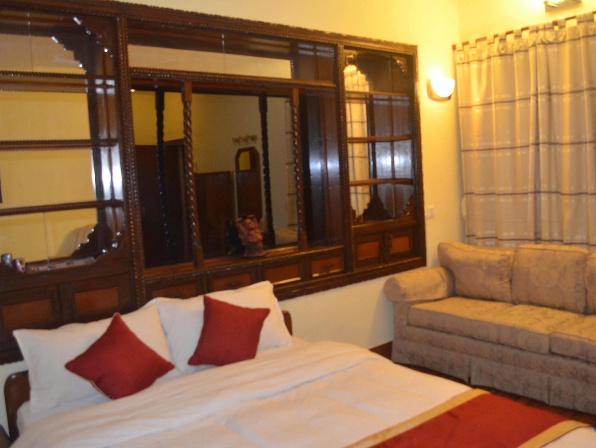 Potala Tourist Home Katmandu Dış mekan fotoğraf