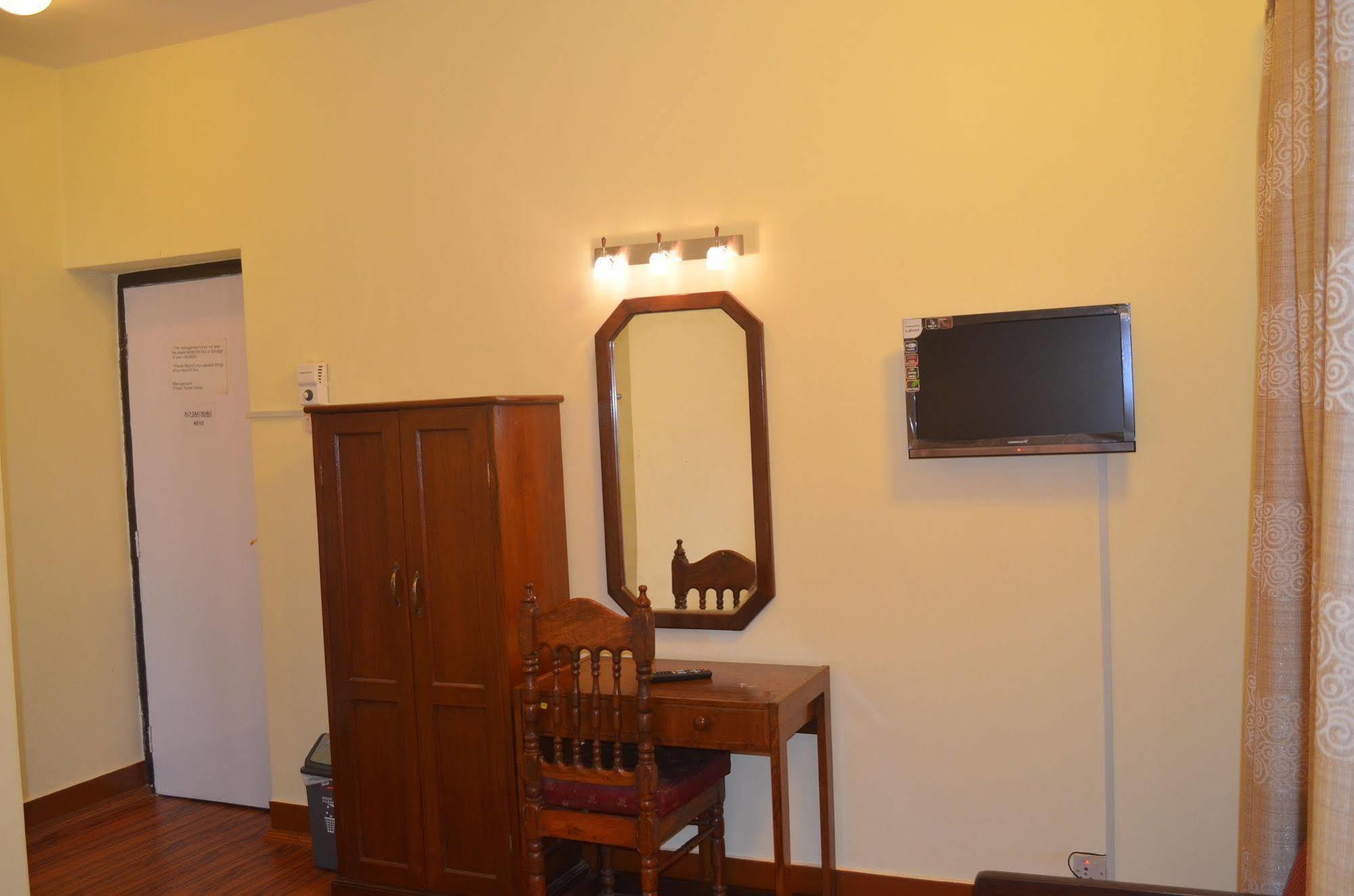 Potala Tourist Home Katmandu Dış mekan fotoğraf