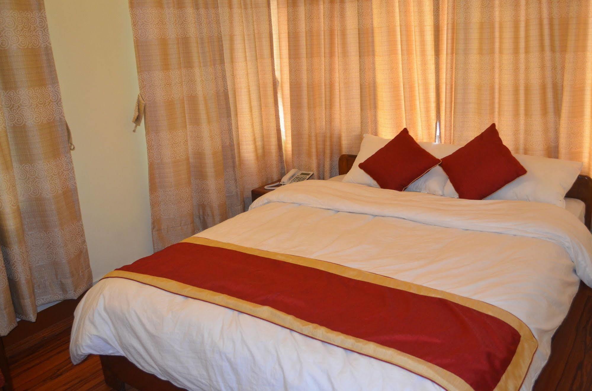 Potala Tourist Home Katmandu Dış mekan fotoğraf